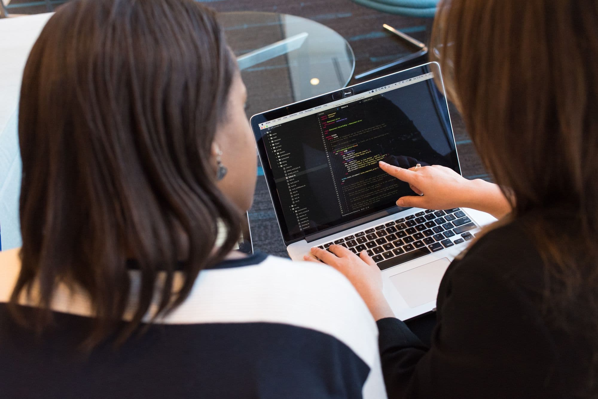 A guide to pair programming: a top software development method